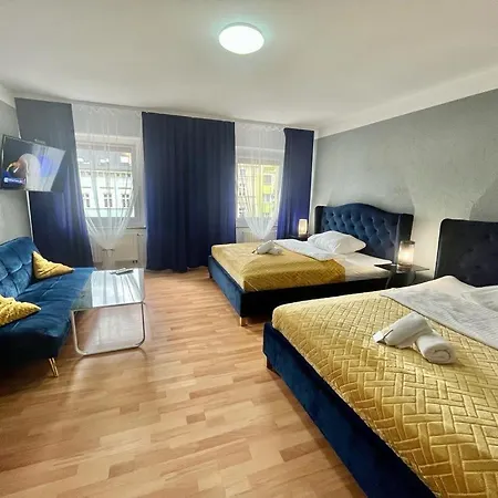 מלון דירות Great Polonia Center