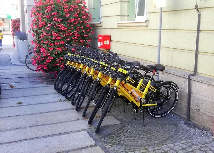 Great Polonia Center 3* 스트셰곰