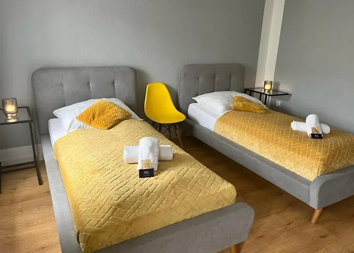 Great Polonia Center 스트셰곰