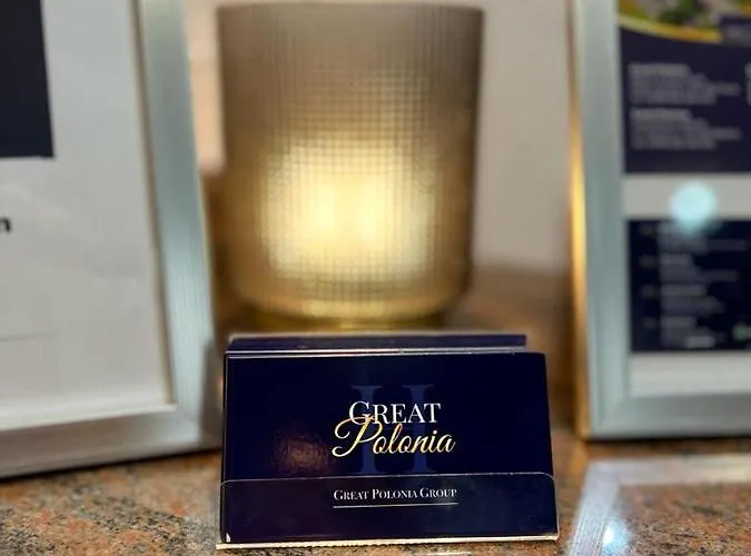 Great Polonia Center 아파트호텔 스트셰곰