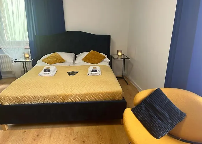 Great Polonia Center 스트셰곰