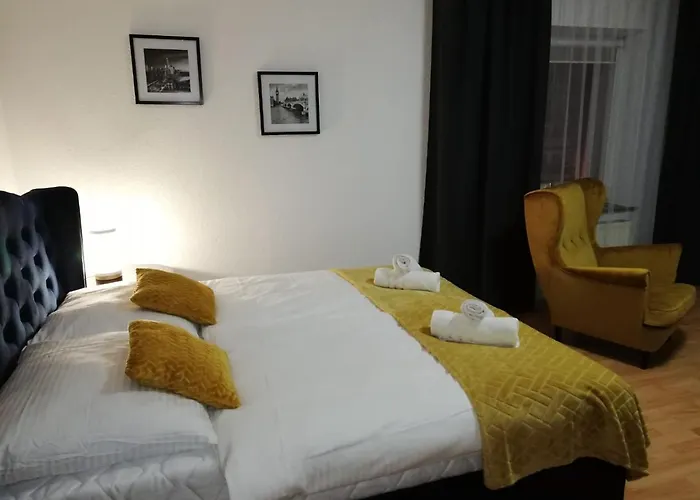 Great Polonia Center 3* 스트셰곰